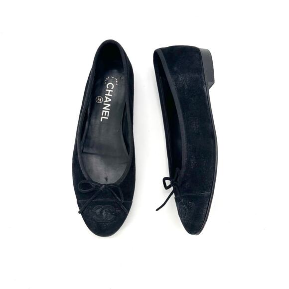 CHANEL Shoes - Chanel CC Logo Bow Black Suede Cap Toe Ballerina Flats 37.5